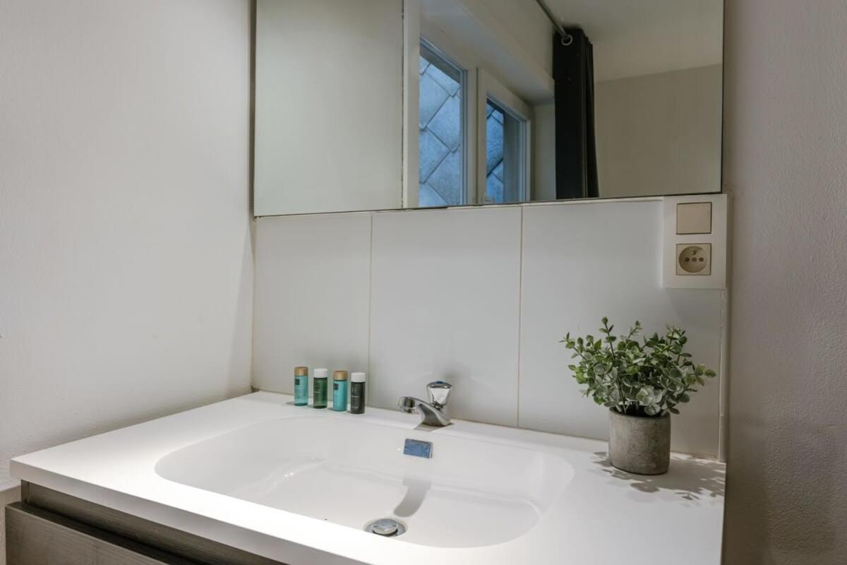 Huswell - Enjoyable Apartment With Sea View Де Хаан Екстериор снимка