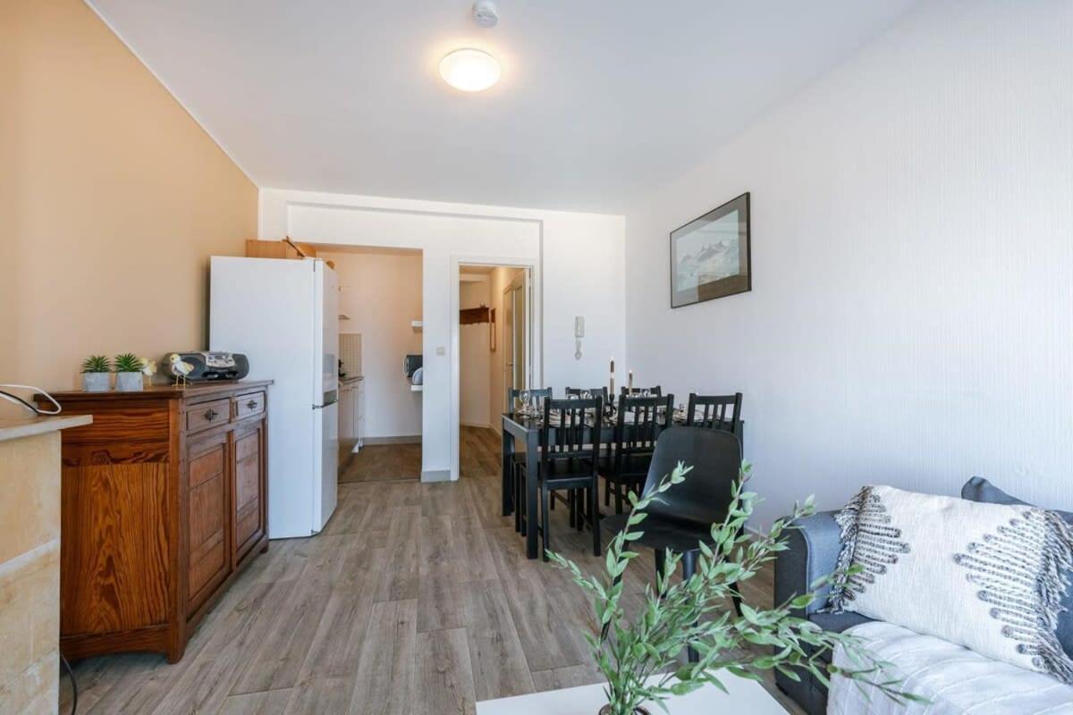 Huswell - Enjoyable Apartment With Sea View Де Хаан Екстериор снимка